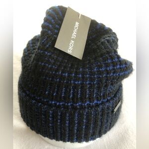 Michael Kors Beanie Blue and Black Logo NWT Everyday Acrylic Hat